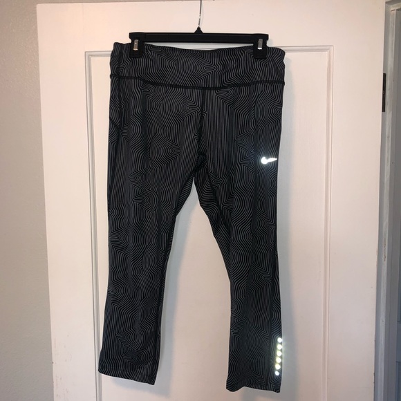 Nike workout leggings - Picture 1 of 2